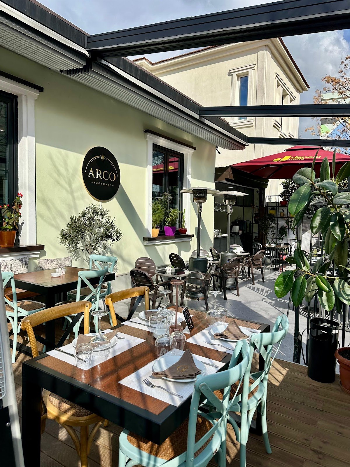Arco Restaurant