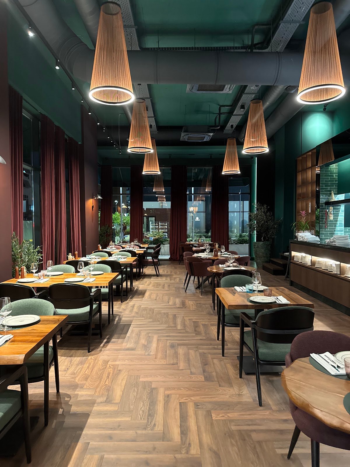 Dakos Restaurant